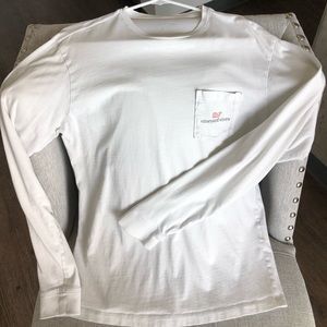 Vineyard Vines Long Sleeve Whale Logo w/ Pocket